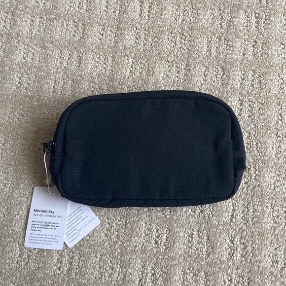 lululemon athletica Handbags - NWT LULULEMON BLACK MINI BELT BAG
